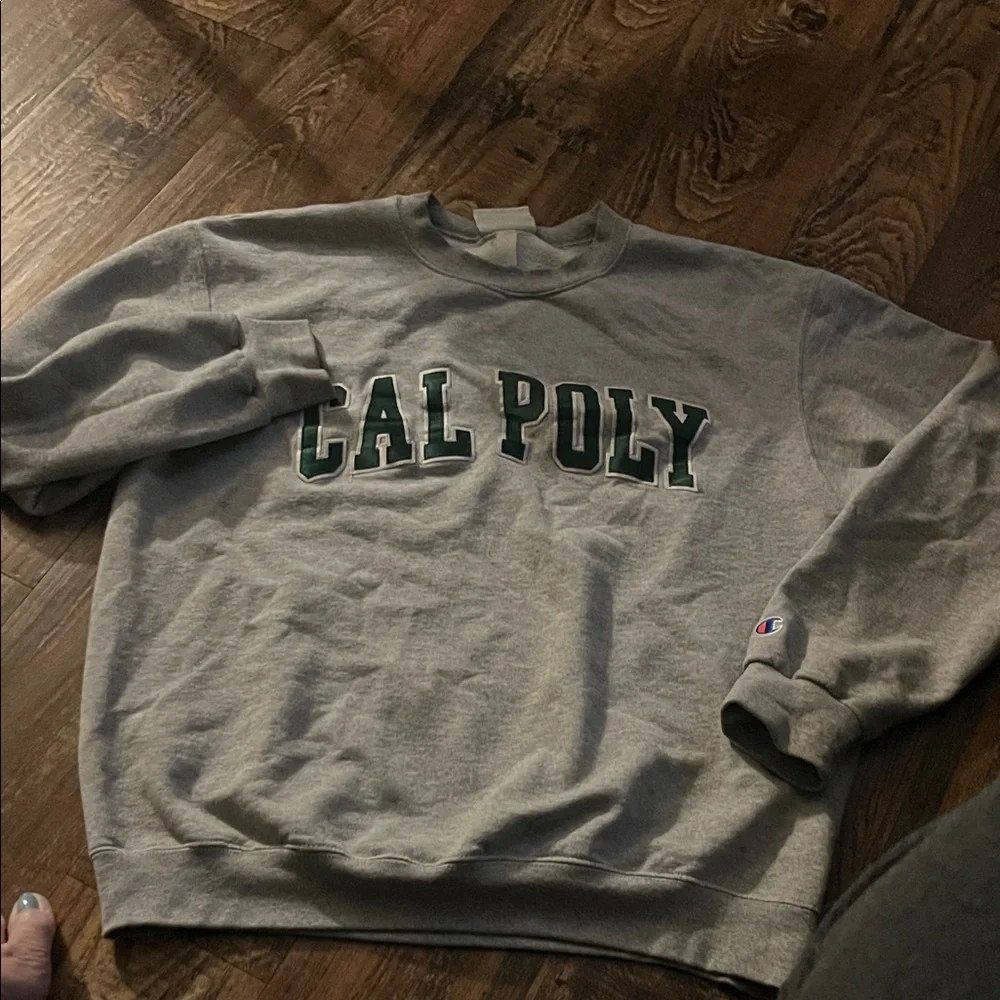 Cal Poly Sweatshirt, in great shape. Size L - Picture 1 of 1